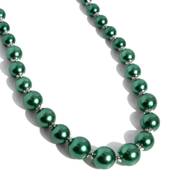 Anthropologie GREEN PEARL NECKLACE - Picture 4 of 4